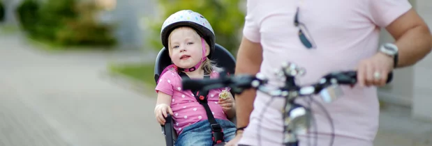 ¿Puedo llevar a mi bebe en la bici?